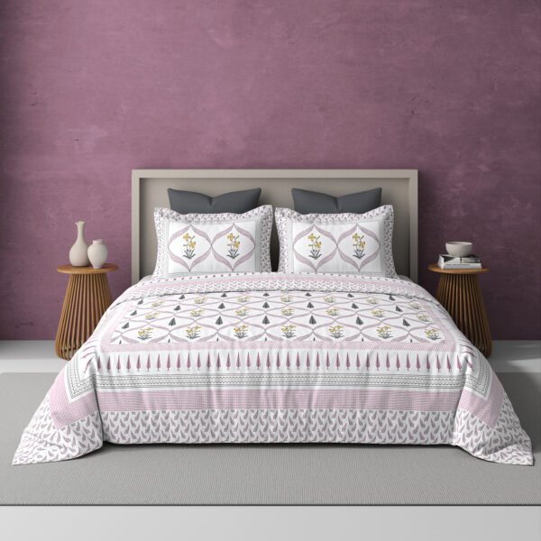 Dazzling bouquet-300 TC premium percale weave.100% cotton, block print, super king size bedsheet set. Pink.